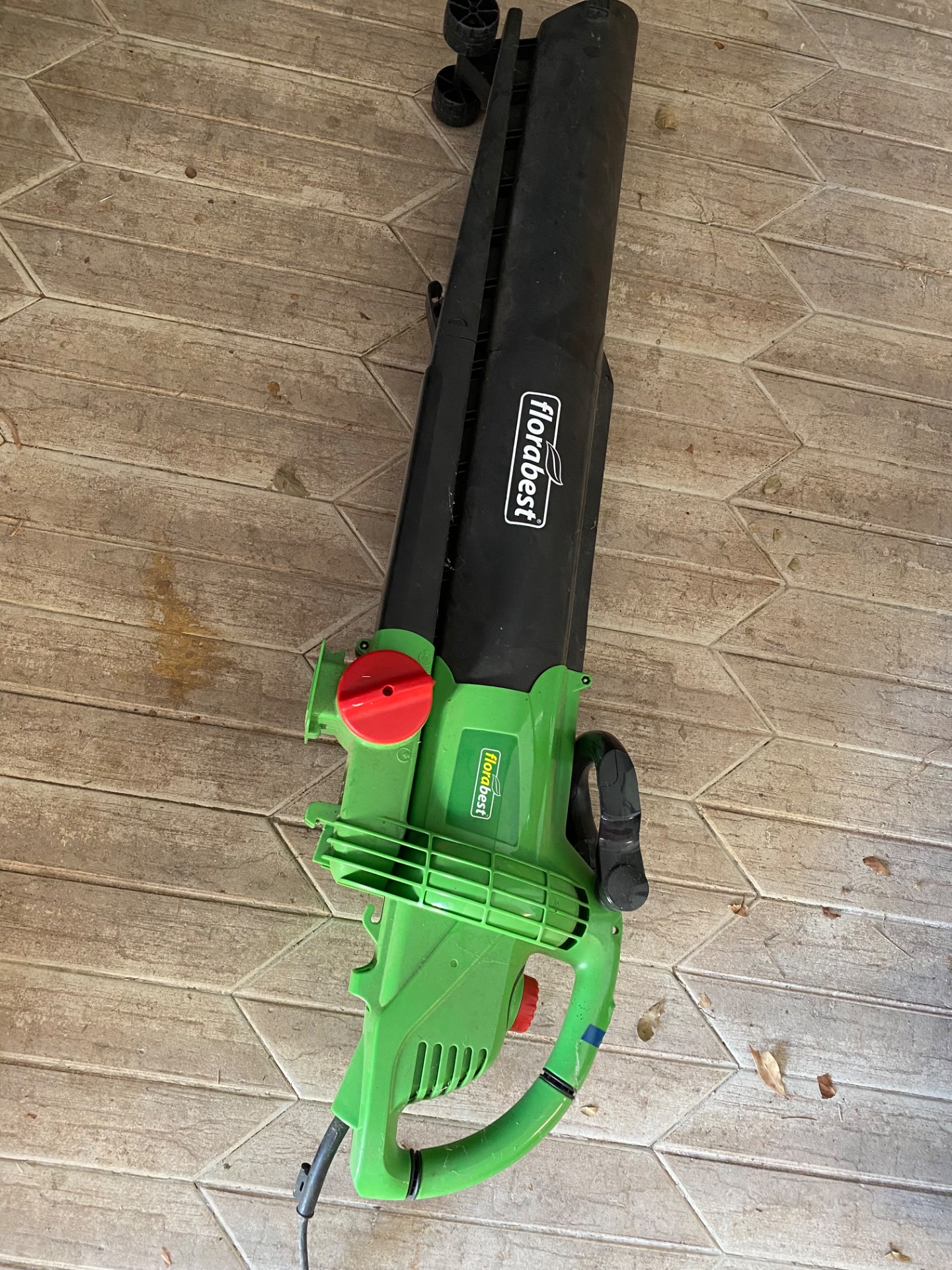Aspirafoglie Soffoator elettrico Florabest